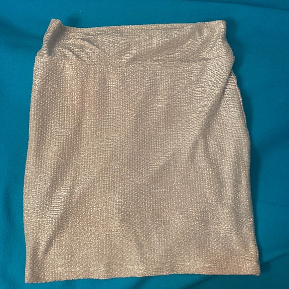 Shimmer gold decree skirt - Picture 1 of 3